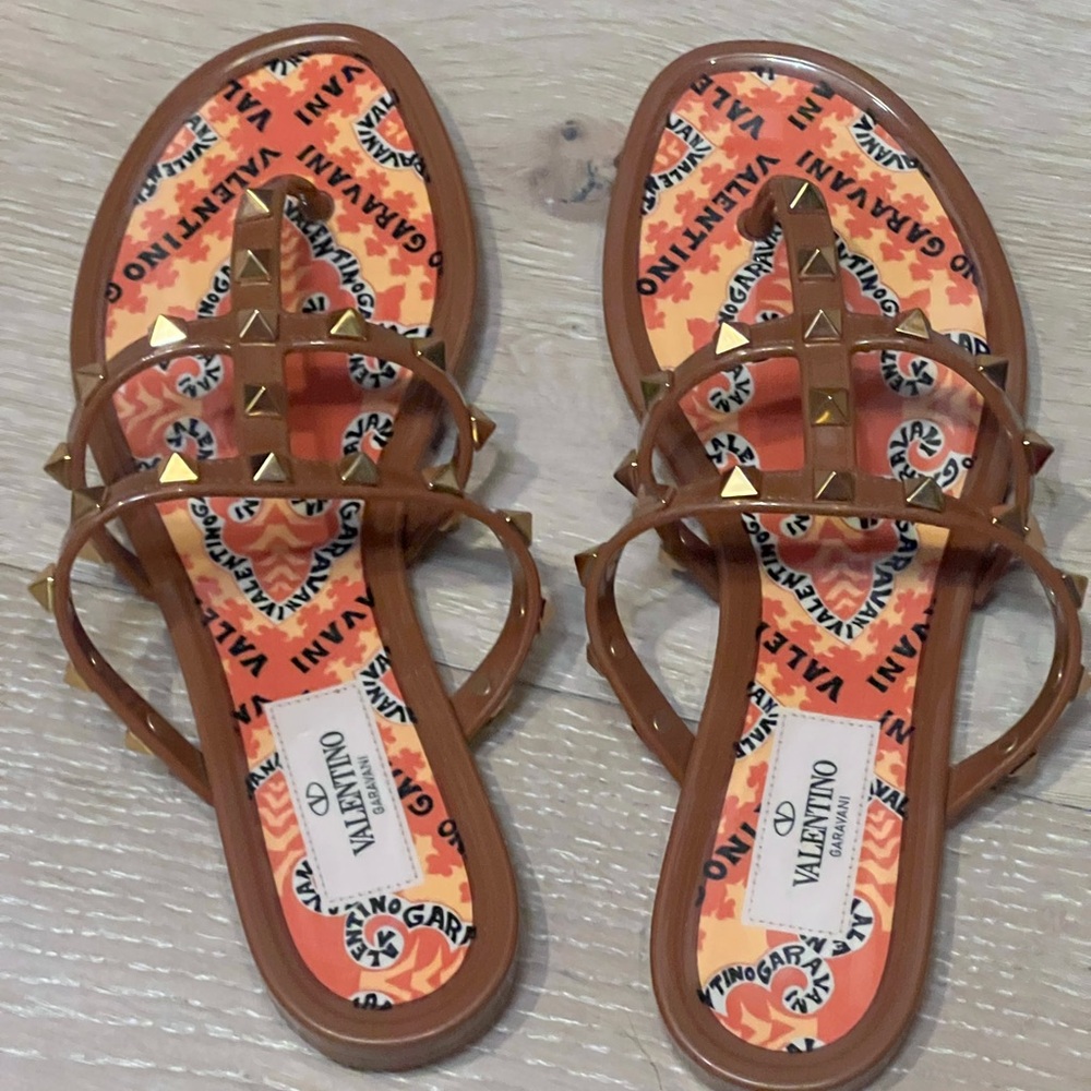 Valentino rockstar jelly sandals
